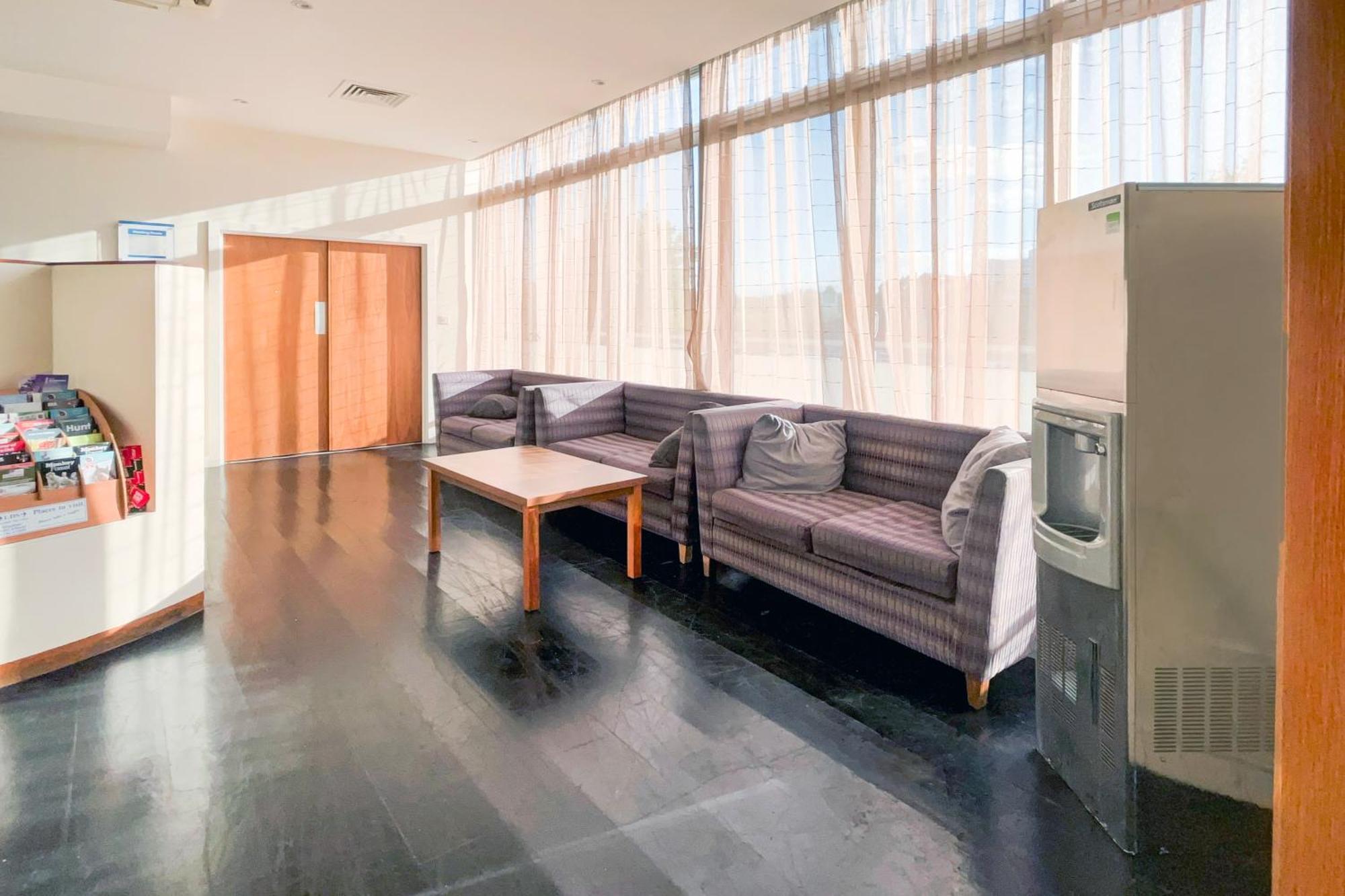 Belvilla Crewe City Centre Hotel Lifestyle ภายนอก รูปภาพ